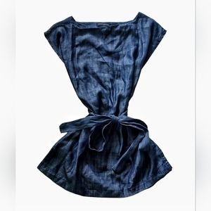 Banana Republic denim sleeveless tie waist blouse XS